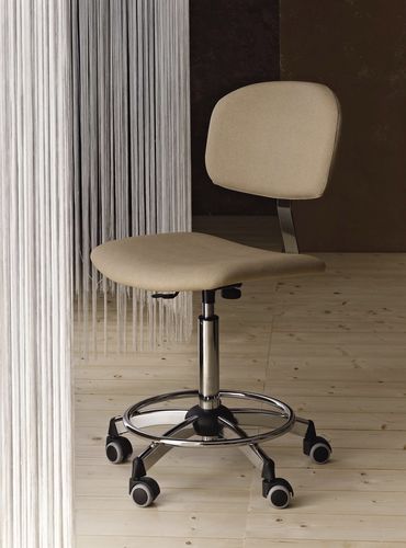 stool with casters for hairdressers (with backrest) IDEAL Medical & Beauty