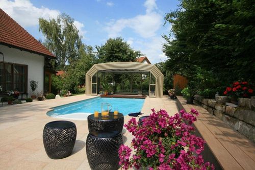 telescopic high pool enclosure SAN MARINO PARADISO INTERNATIONAL