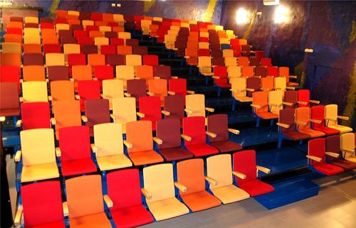 telescopic tribune for multi-purpose hall TRIBUNA TELESC&Oacute;PICA TTEZ-Δ Ezcaray International Seating