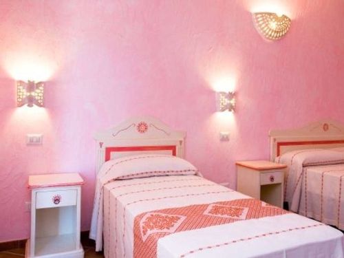 traditional single bed Artigiantessile