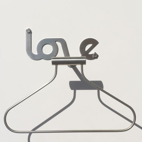 wall mounted valet stand LOVE INSILVIS