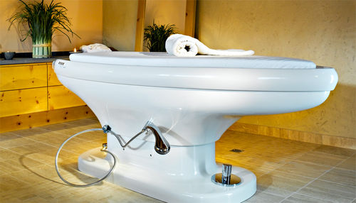 wet massage table AQUAVEDA Inviion