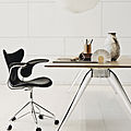contemporary chair / Scandinavian design / by Arne Jacobsen / with casters - LILY™
