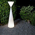 exterior light column - FRIDA by Serraydelarocha