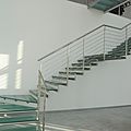quarter-turn staircase / hanging / glass steps / metal frame - CANTILEVER SS
