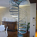 spiral staircase / glass steps / metal frame - DISKO
