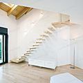 straight staircase / hanging - GHOST