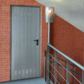 swing door / metal - CLUB