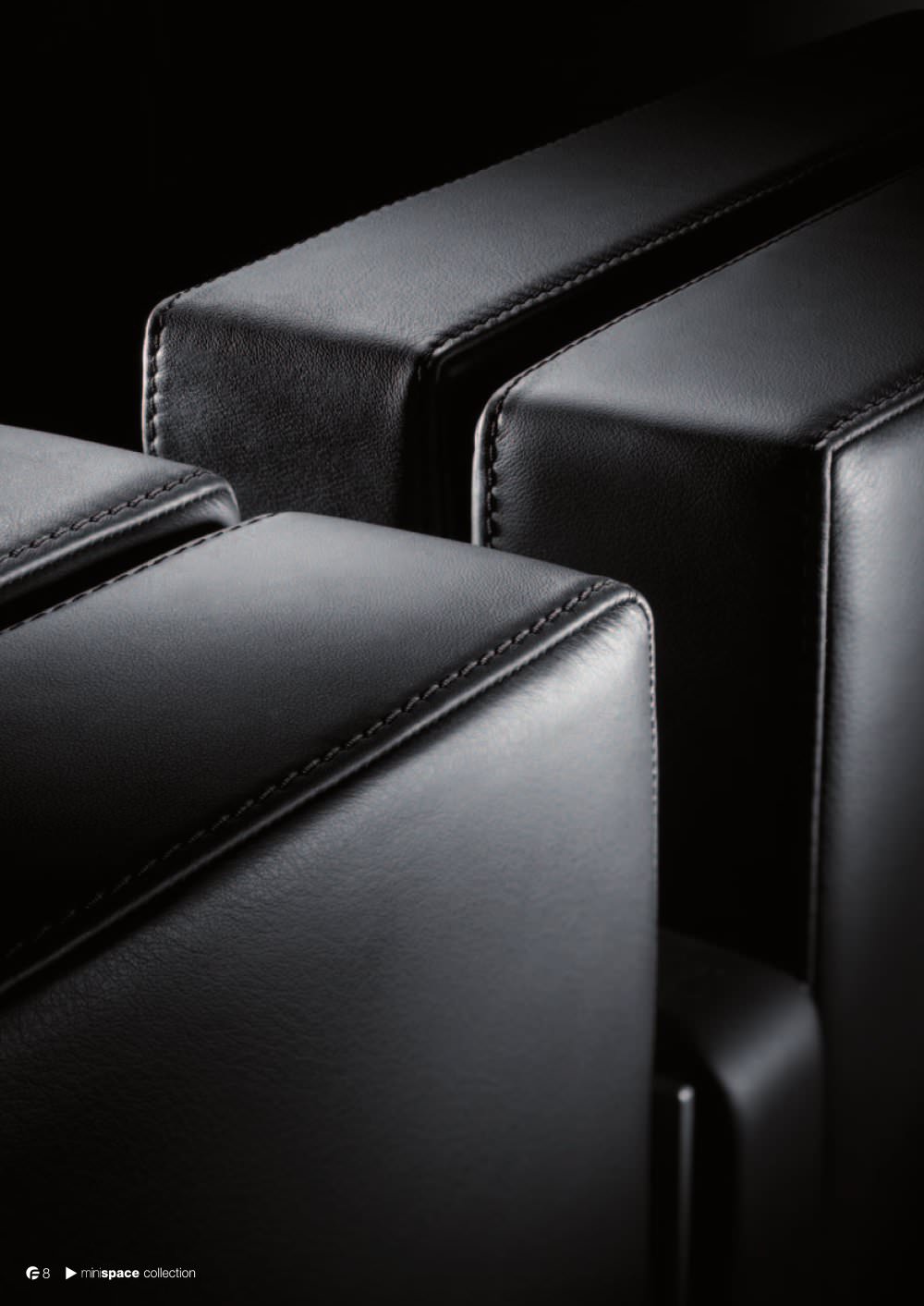 Figueras International Seating - 1013