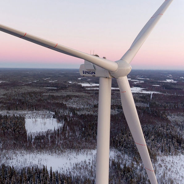 Turbina eólica de eixo horizontal V126 3 45 MW Vestas de três