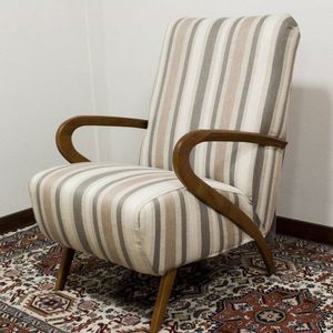 poltrona clássica / em tecido / em madeira / com encosto alto