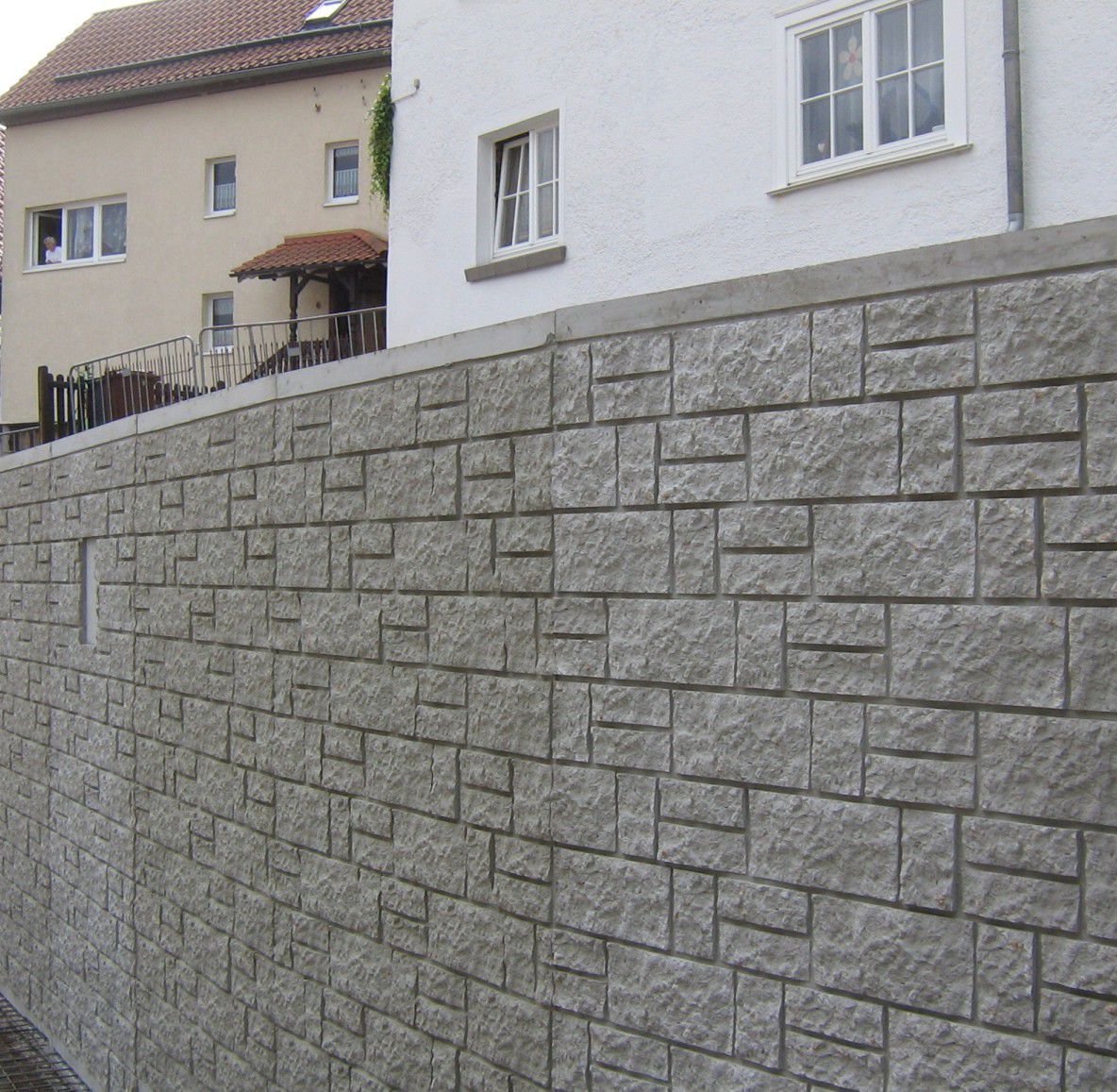 Enclosure wall form liner - KUFSTEIN II - NOE PLAST - stone look ...