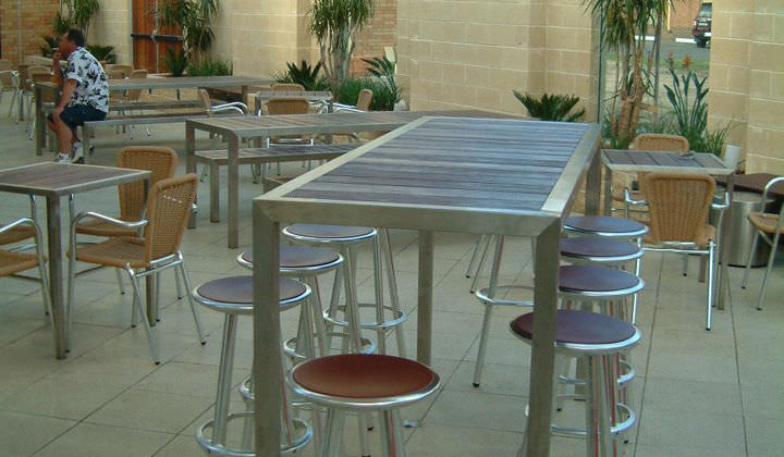 alfresco bar table