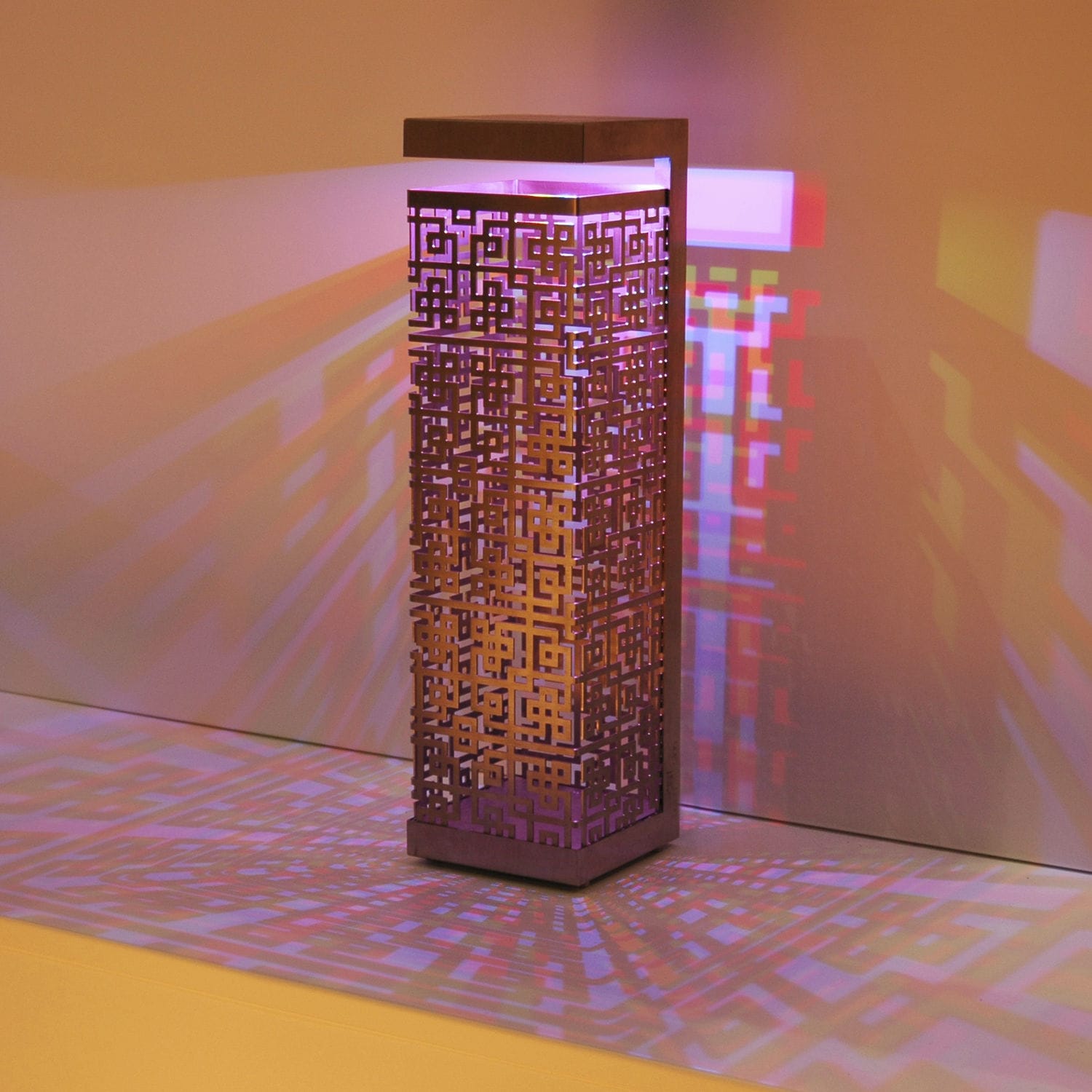 floor standing fibre optic lamp