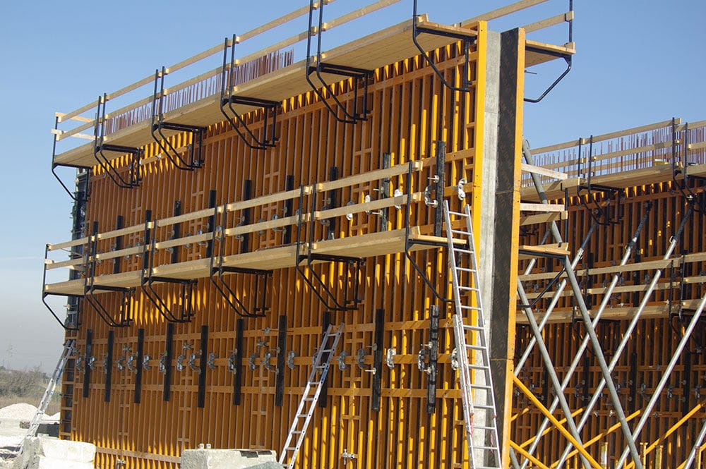 Construction platform WALL FORMWORK POURING ULMA outdoor / storage