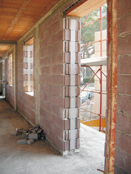 Hollow Concrete Block For Load Bearing Walls With Integrated Hollow Concrete Block For Load Bearing Walls With Integrated Insulation