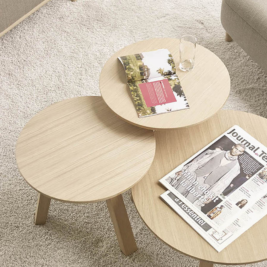 Contemporary coffee table - EZTIA - SOKOA - oak / oak base / round