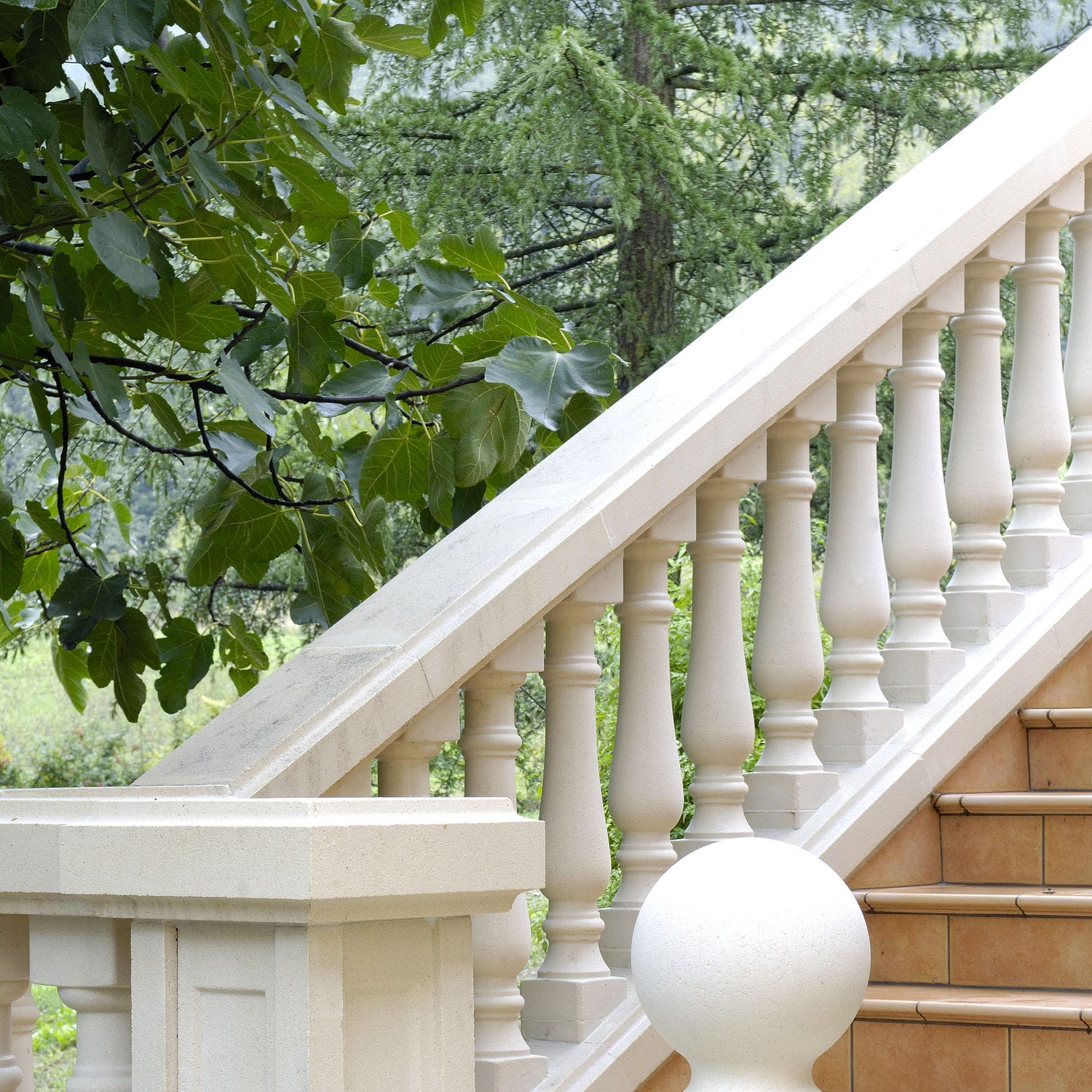 Decorative Concrete Railings 6 To 10 Foot Modern EZ Steel Wall Rail