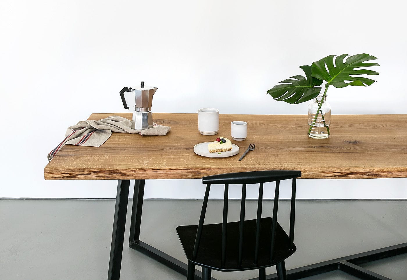 Contemporary Dining Table Oak Steel Rectangular Nutsandwoods Contemporary Dining Table Oak Steel Rectangular