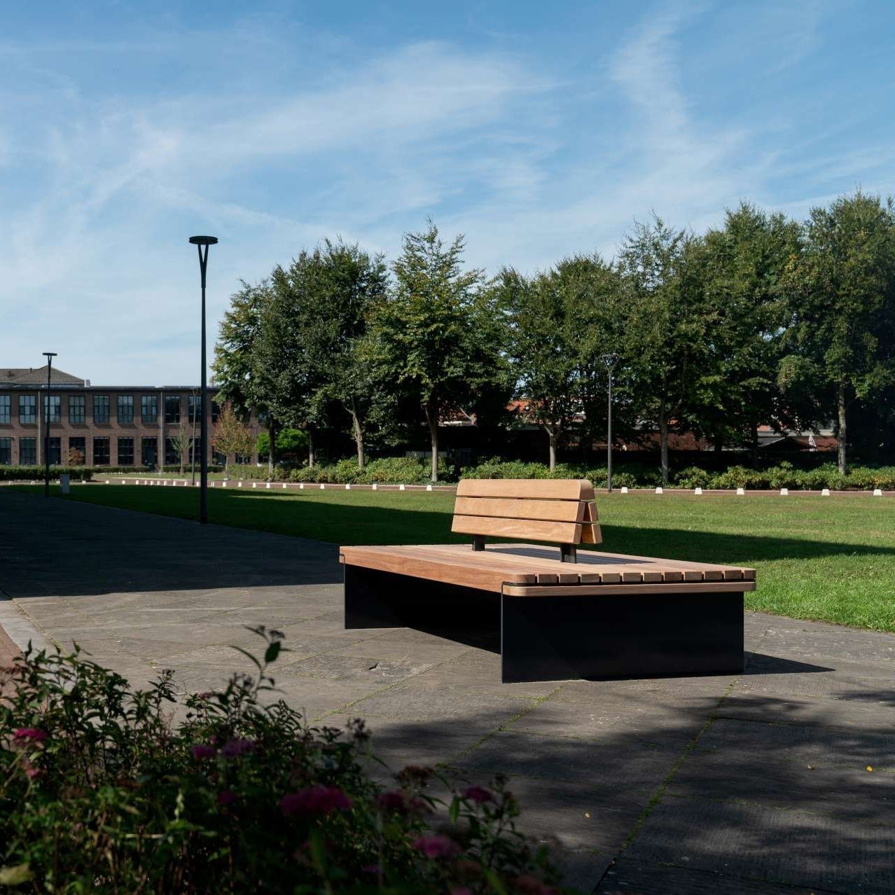 Regal Rondure Images Contemporary bench - RONDURE - CROSO FRANCE - wooden / thermo-lacquered ...