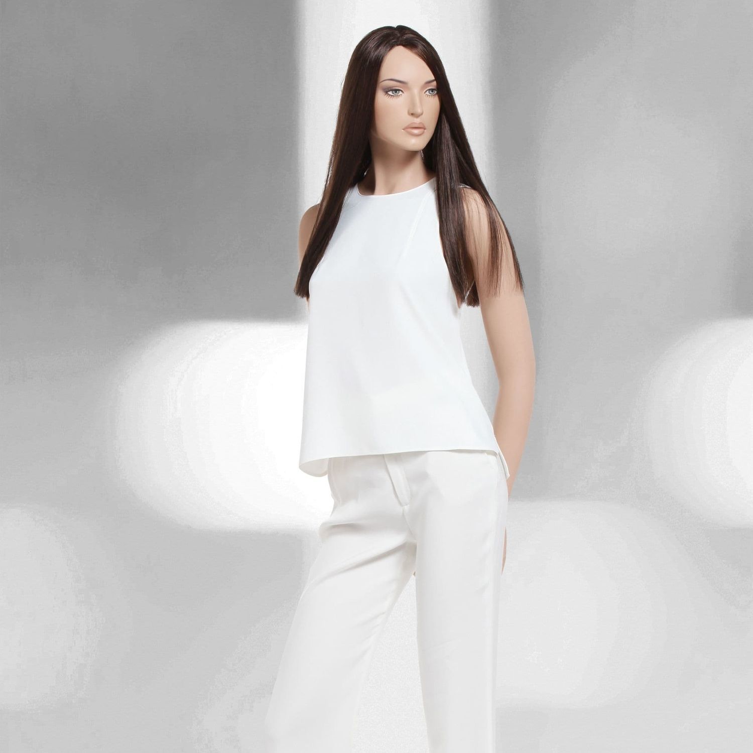 Female display mannequin 27 CHIC WINDOW FRANCE realistic / seated