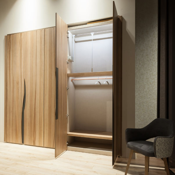 Contemporary Wardrobe Lacquered Wood Cedar With Swing Doors