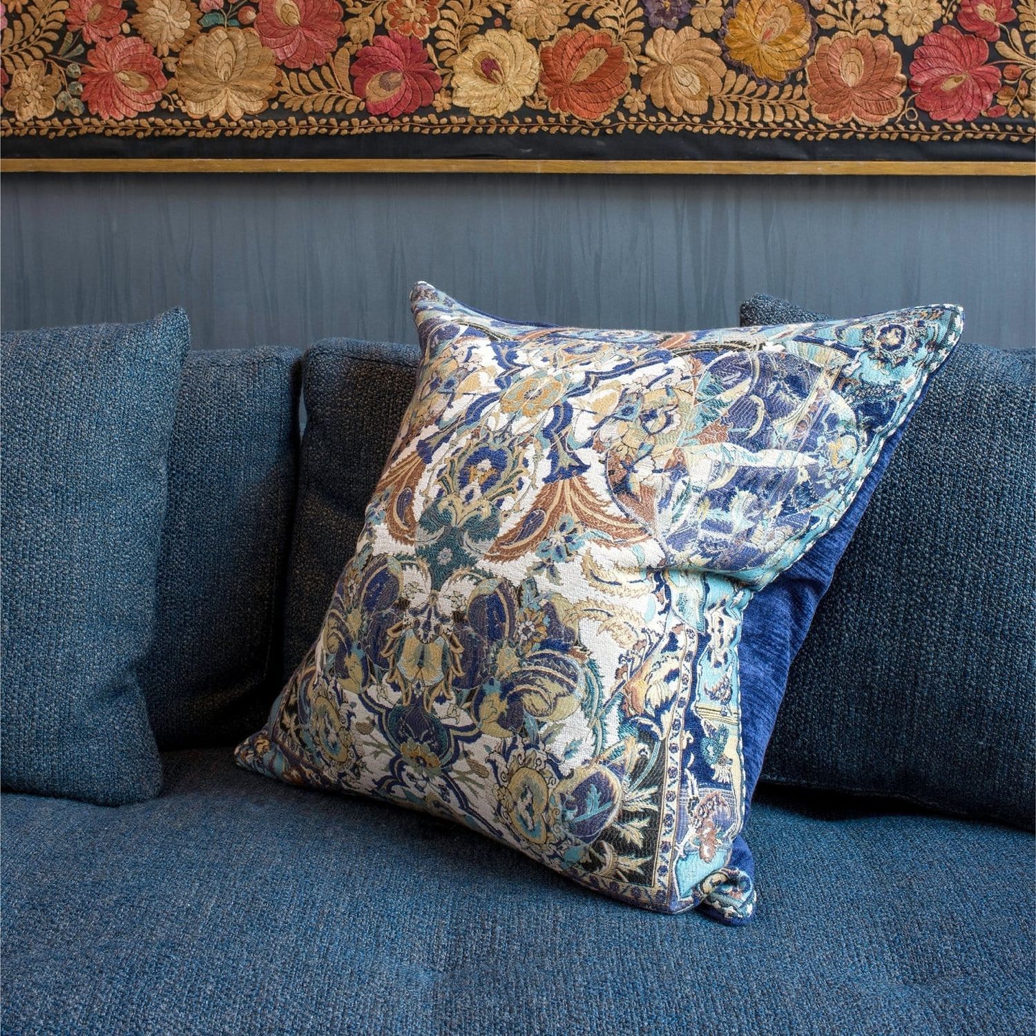 Rectangular cushion Knots rugs square / patterned / cotton