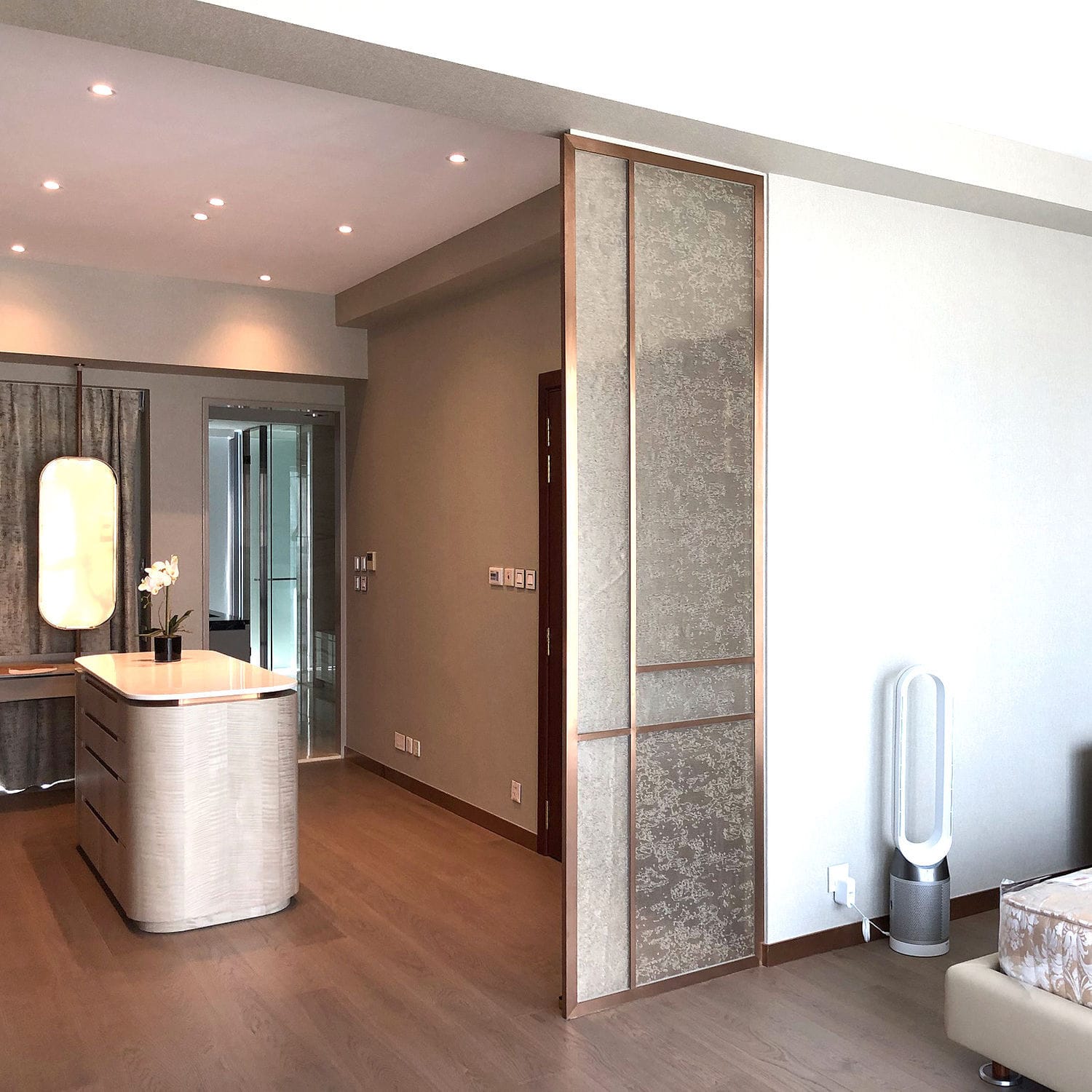 Laminated glass panel R20Y382Y Rahmen (Asia) Limited temperable