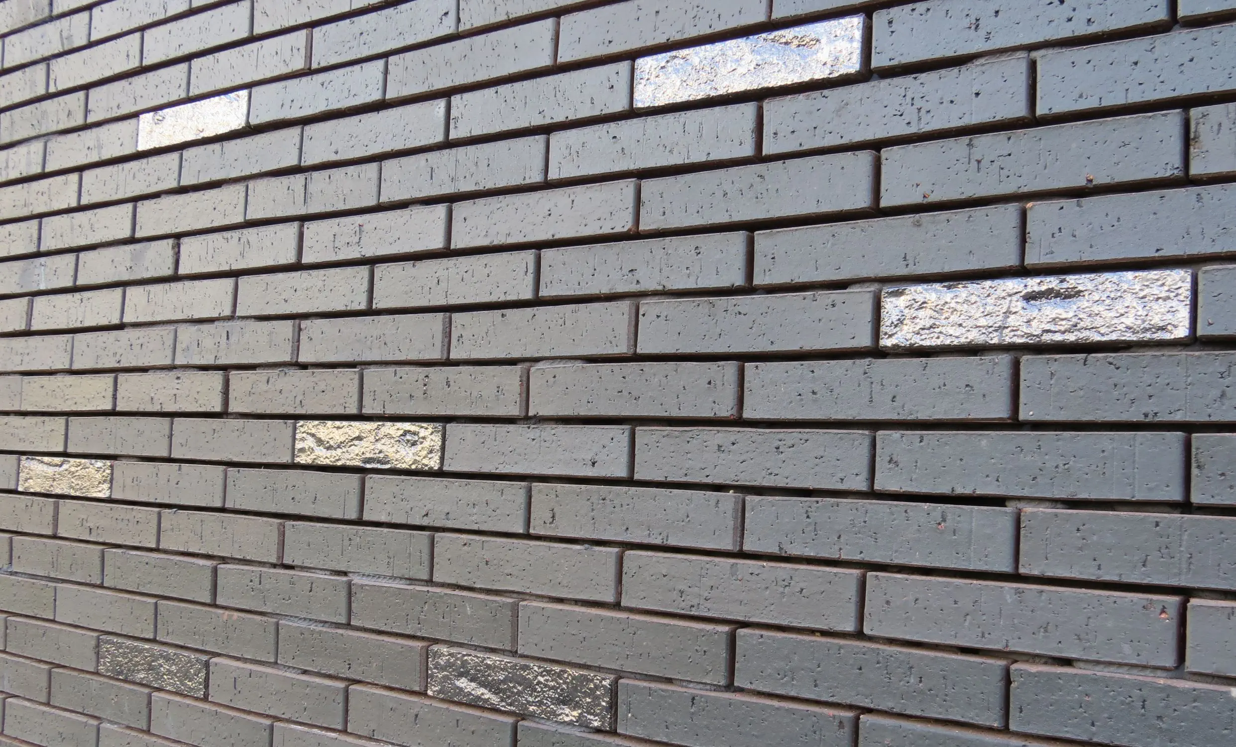 Facade brick - SILVER BLACK 3504-R30 - TEXTURED - Klinker