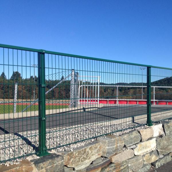 Welded mesh fence - NYLOFOR CITY - Betafence International - for public ...