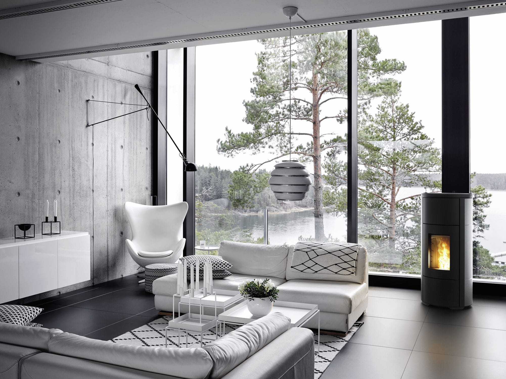 Pellet heating stove - FLOW - MCZ - 5 kW...10 kW / contemporary / steel