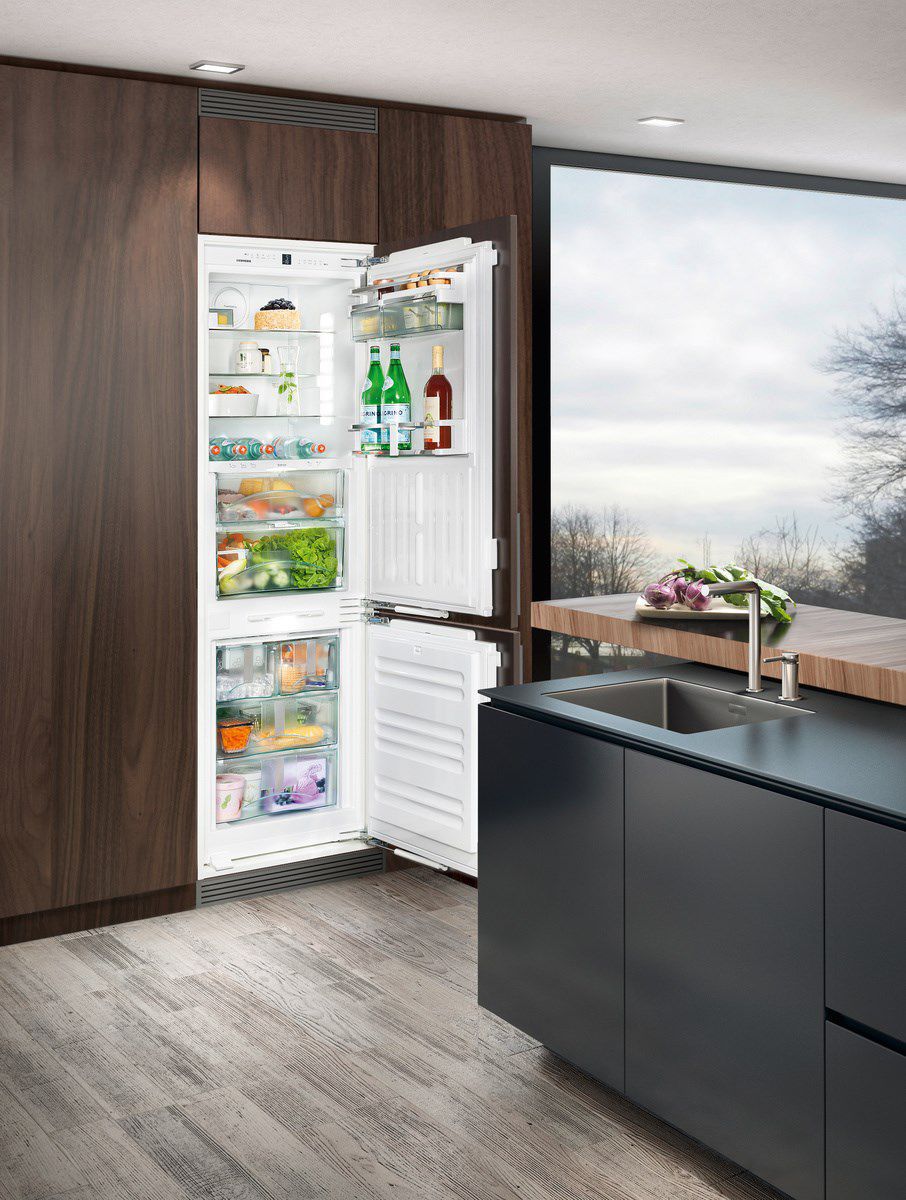 liebherr premium no frost integrated fridge freezer