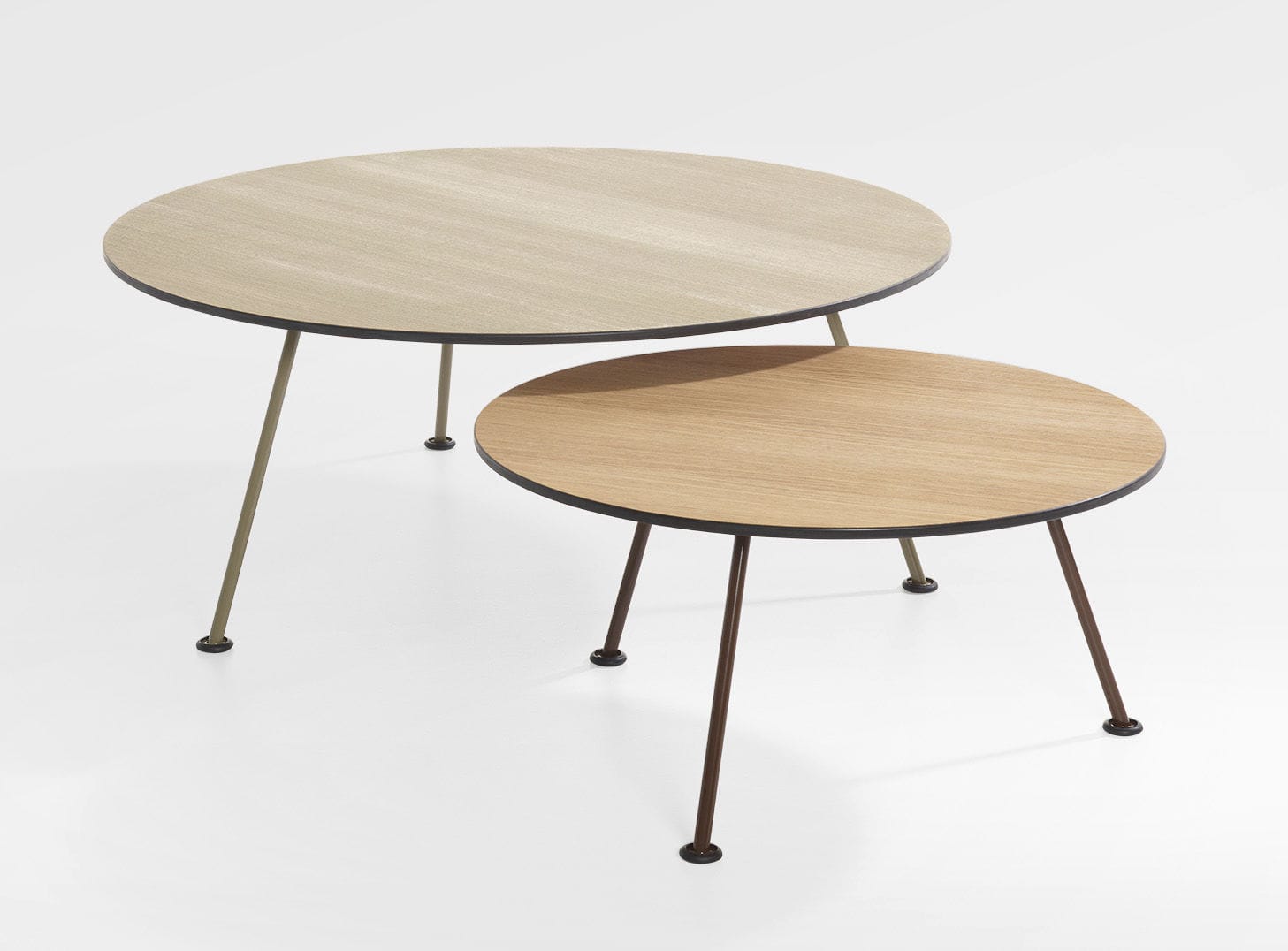 Contemporary coffee table ORANGE SLICE Artifort oak / wood veneer