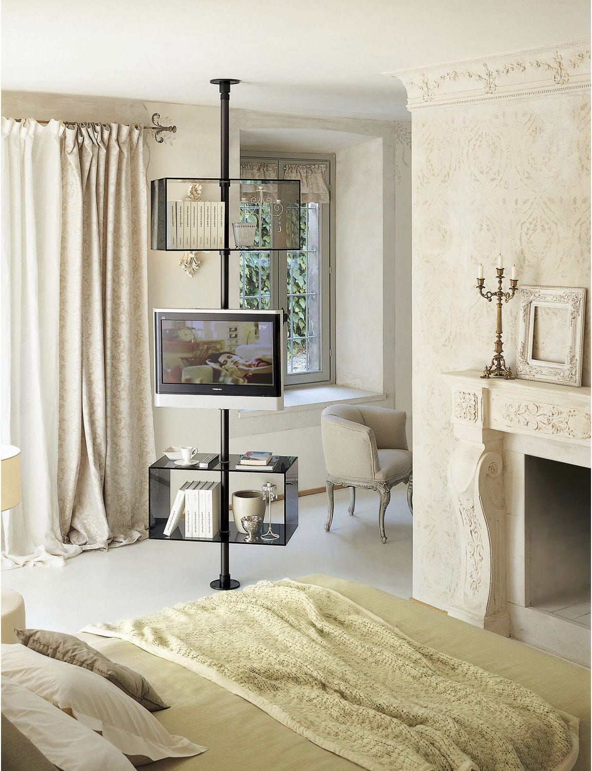 Contemporary TV stand - DOMINO - Porada - swivel / floor-to