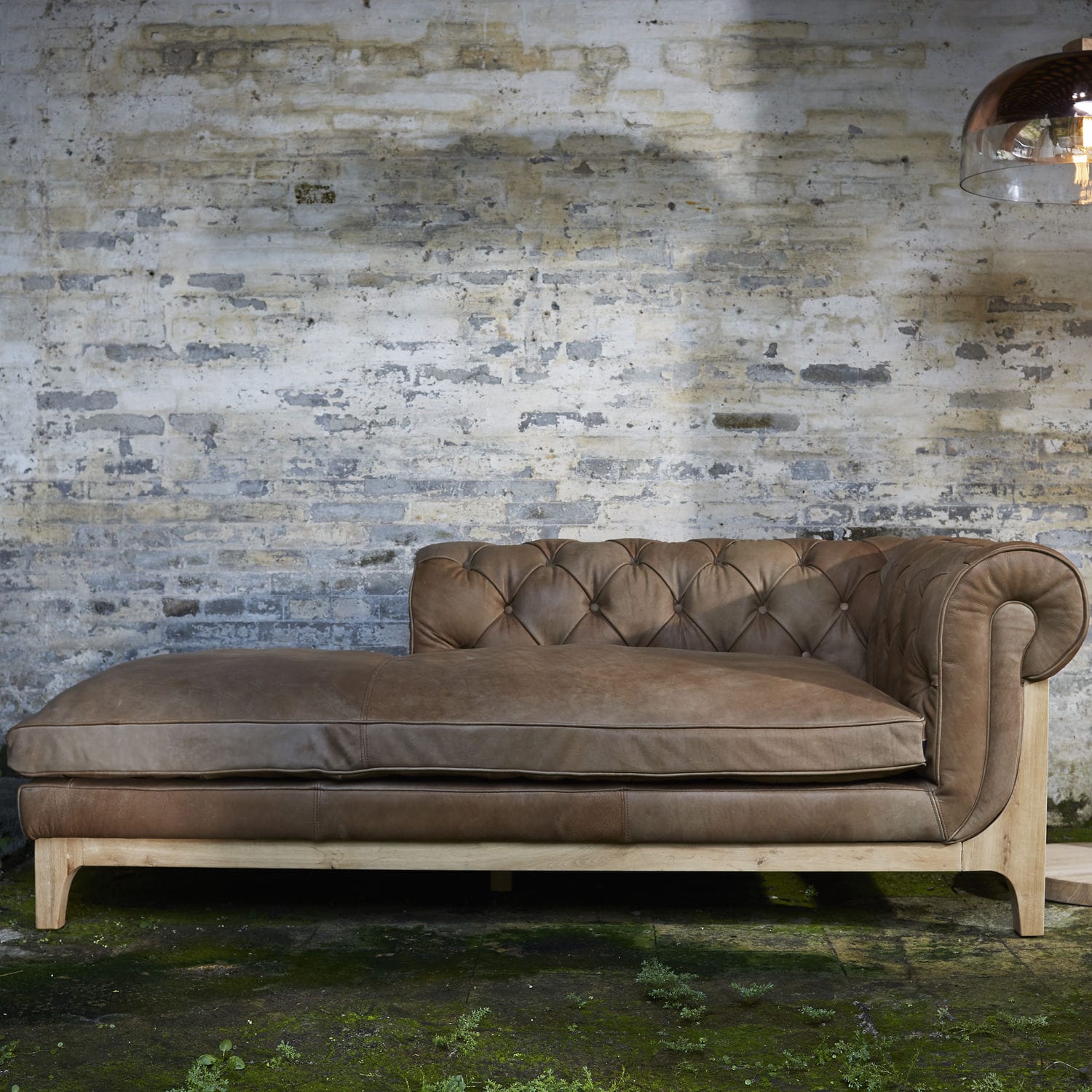 Contemporary bench COCOON CHESTERFIELD BLEU NATURE oak / leather