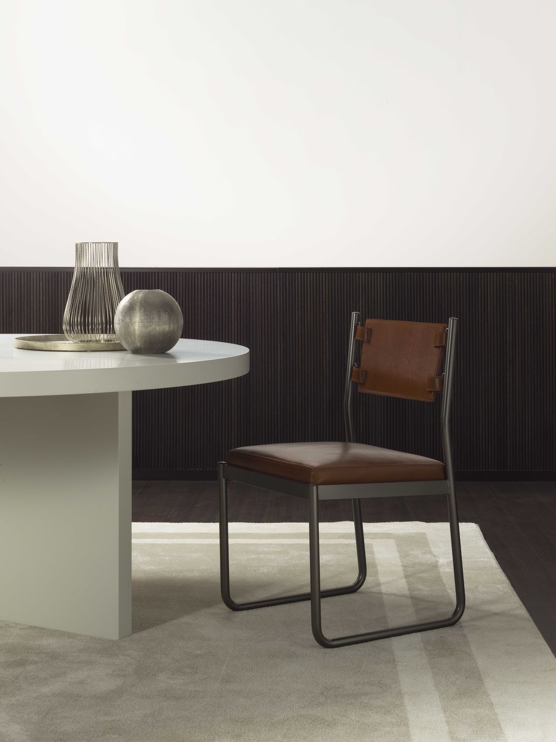 Contemporary Dining Table Lacquered Wood Wood Veneer