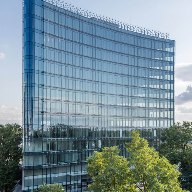 Laminated glass panel TAILORMADE AGC Glass Europe float / safety