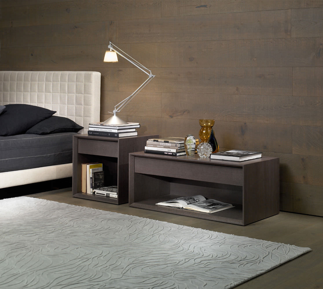 Contemporary bedside table PRISMA CasaDesùs oak / residential
