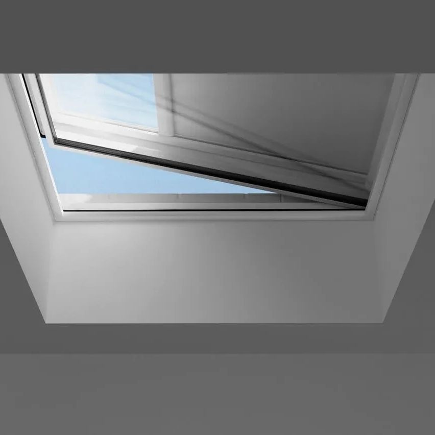 Selfsupporting insect screen VELUX for windows
