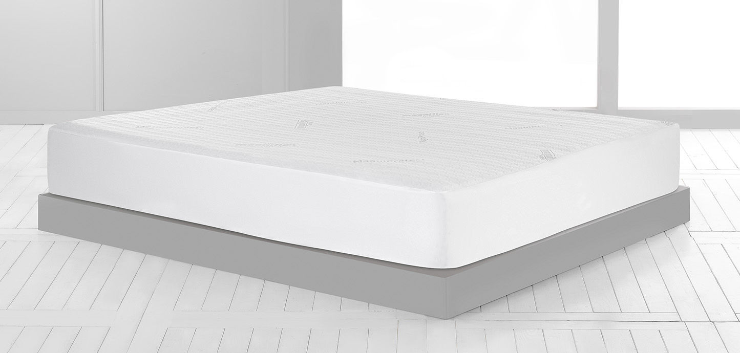 Polyester mattress cover MagniProtect Plus Extra Antivirale