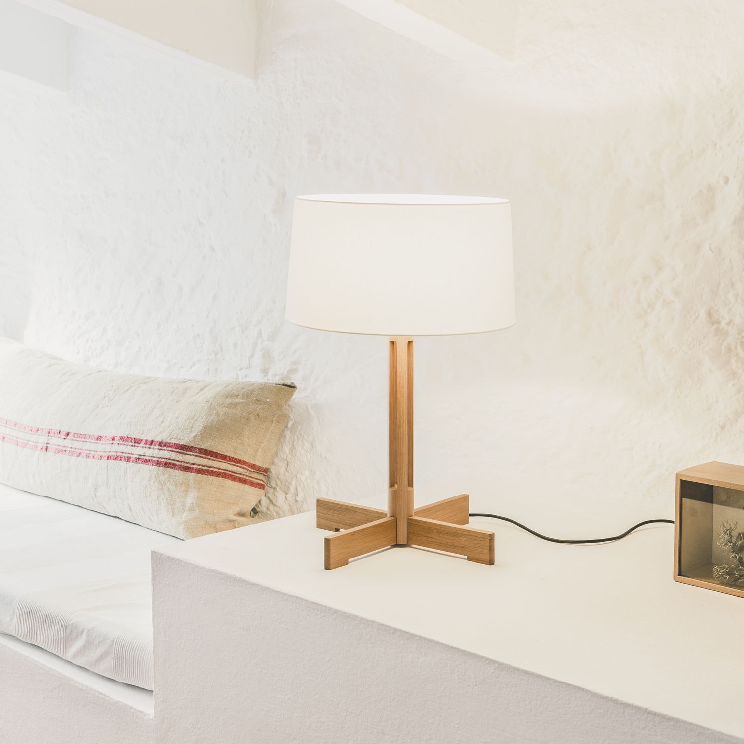 Table Lamp Contemporary Linen Oak Fad By Miguel Milá
