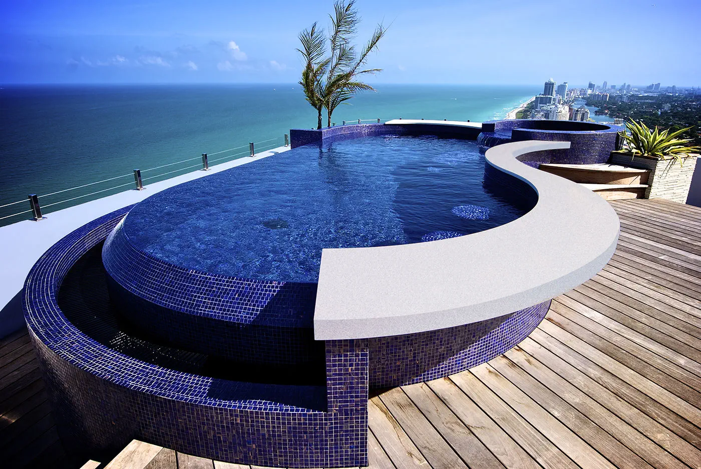 Infinity swimming pool - AKOYA PENTHOUSE - Bradford Products
