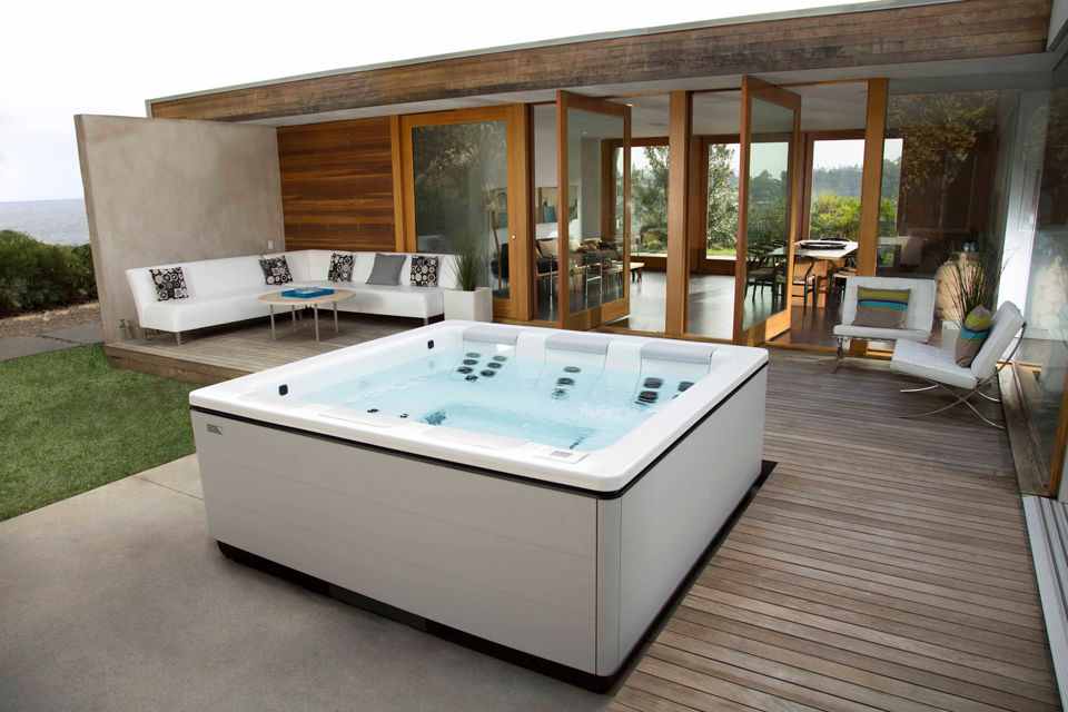 how much does an above ground hot tub cost