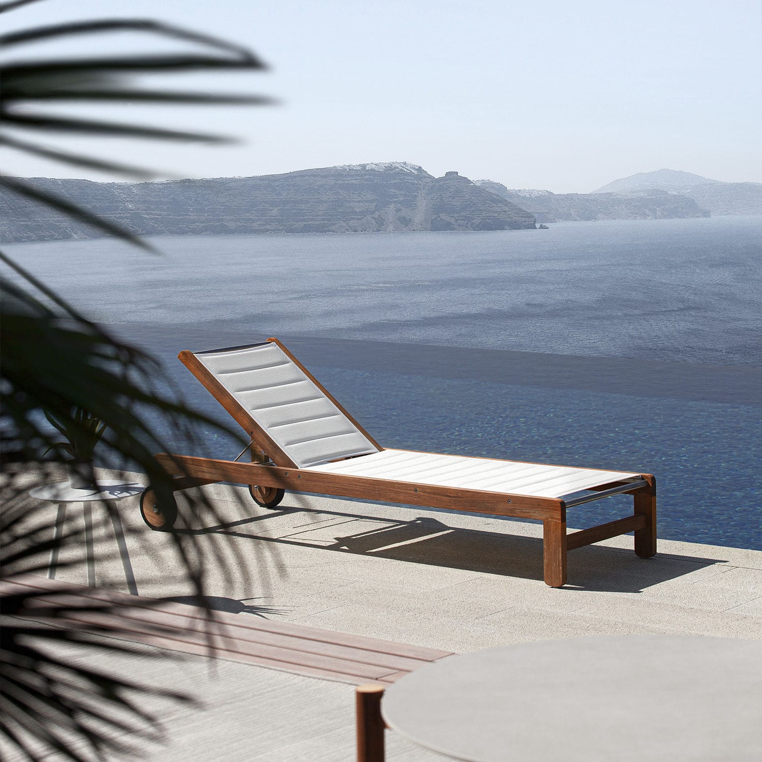 Contemporary sun lounger - DAKOTA - Atmosphera - fabric / teak / aluminum