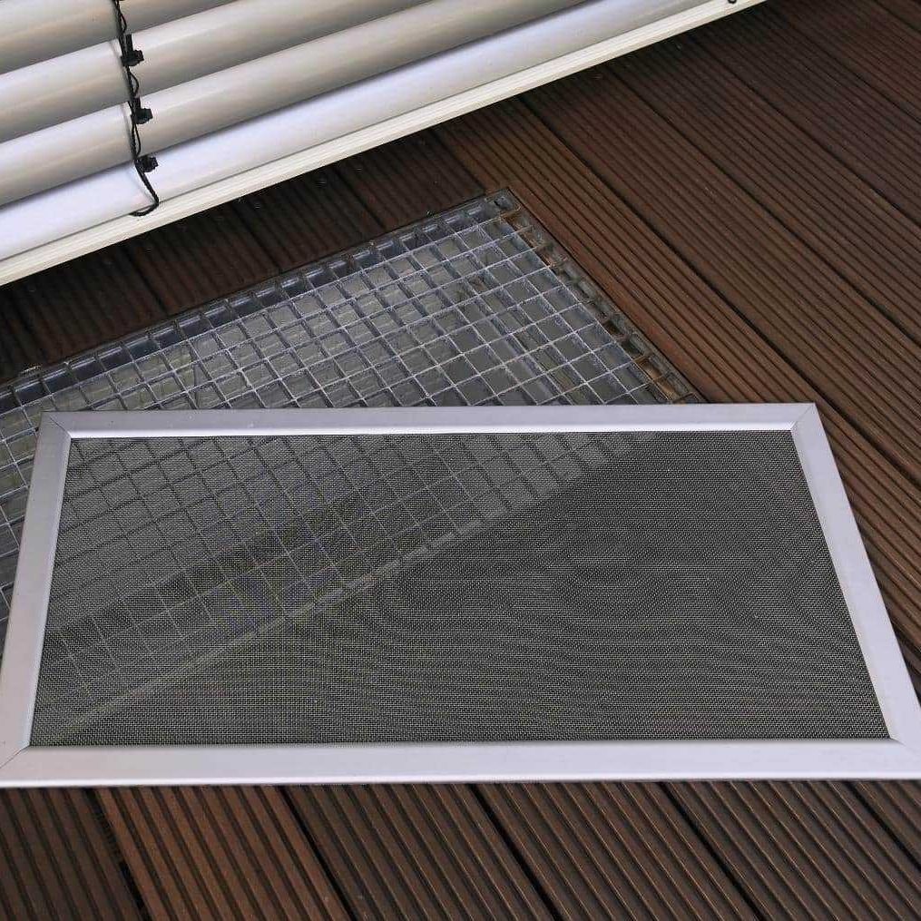 Selfsupporting insect screen LIGHT WELL COVER WAREMA Renkhoff SE garden