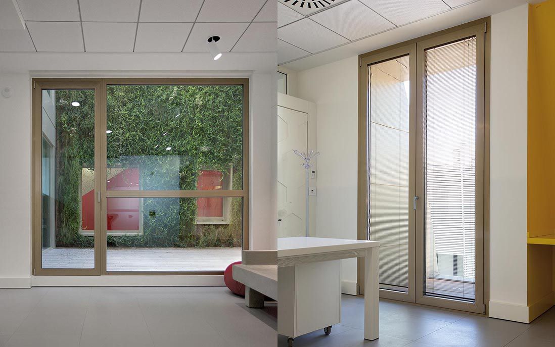 Swing French Door Aluminum With Integrated Venetian Blinds