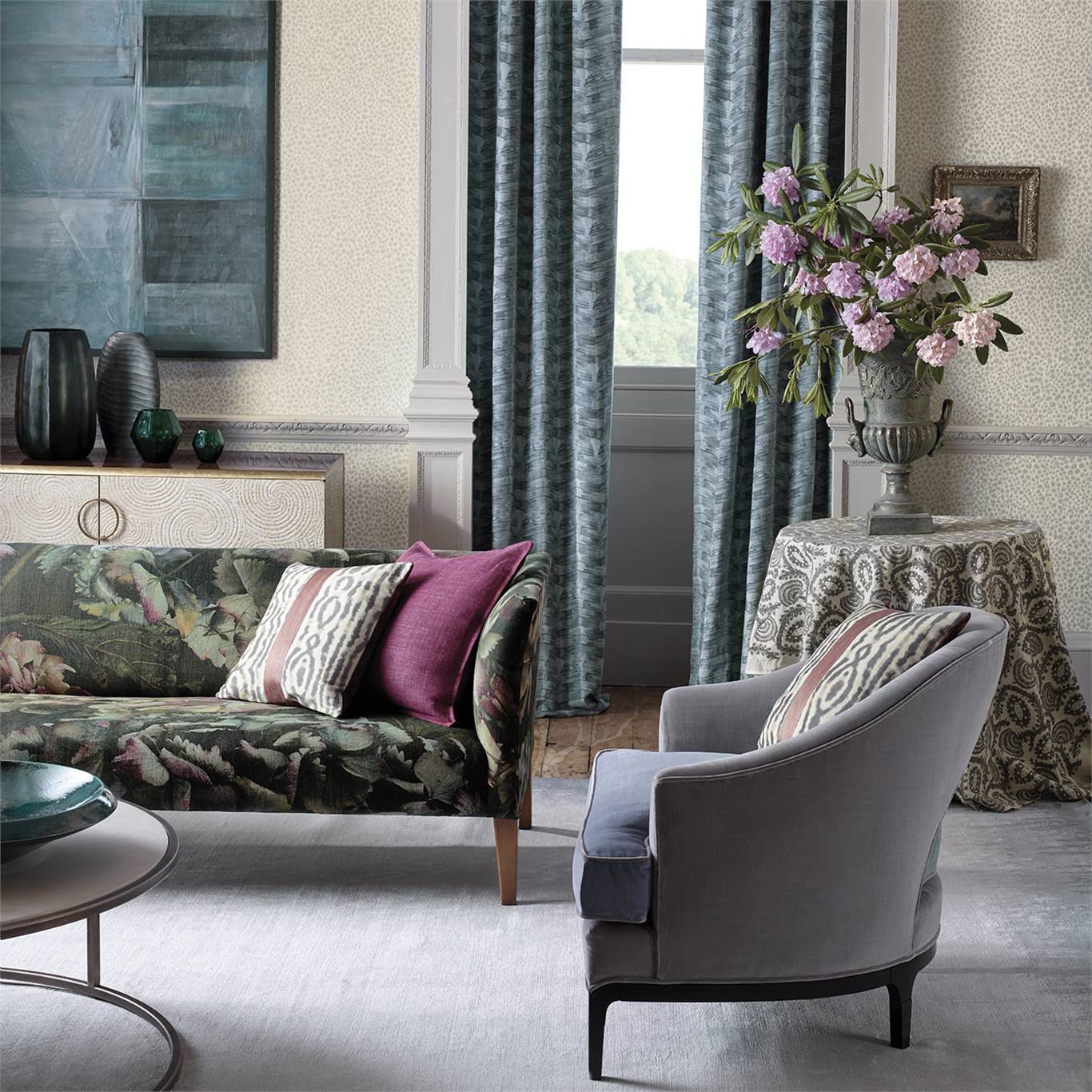 Contemporary wallpaper DARNLEY WALLIS Zoffany animal skin