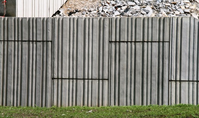 retaining wall form liner        <h3 class=