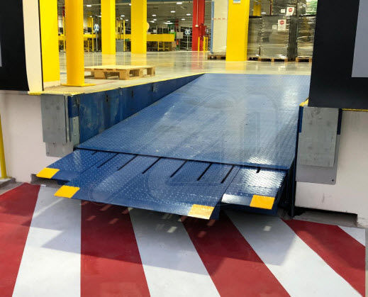 Automatic dock leveler - TELESCO VAN - Angel Mir – Portes Bisbal ...