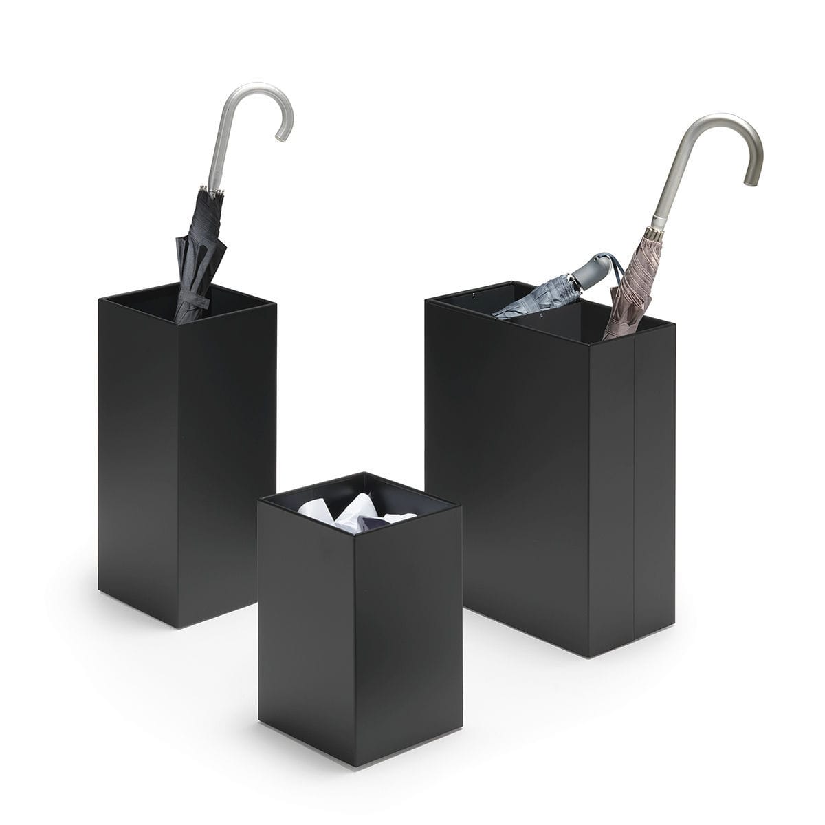Powdercoated steel umbrella stand DESIGN Caimi Brevetti SpA